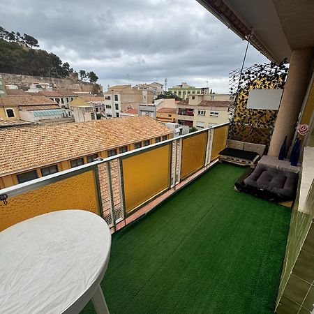 Habitacion Triple En El Centro Con Vistas Dénia Esterno foto